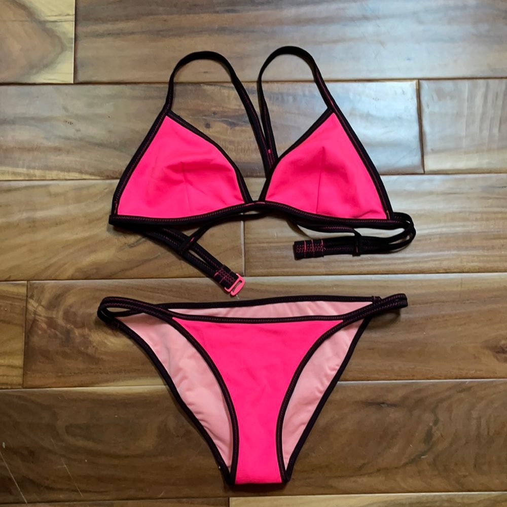 COPY - Victoria’s Secret triangle bikini